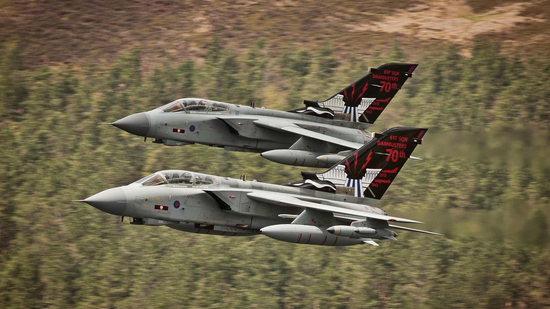 华体会体育-末节风暴，爱德华兹孤啸成关键先生，奇才压制上海队  第1张